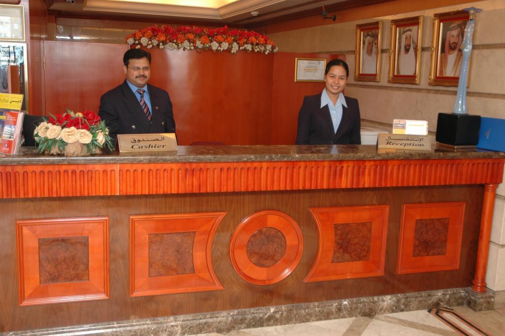 Gulf Star Hotel ドバイ エクステリア 写真